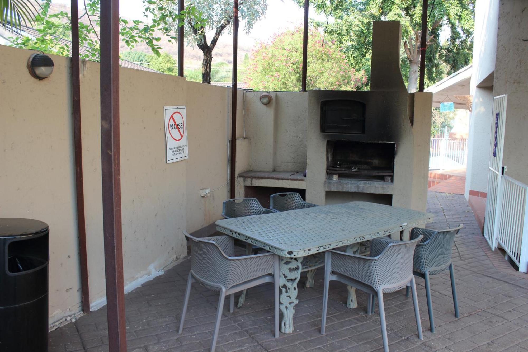 Purple Olive Guest House Pretoria-Noord Eksteriør billede