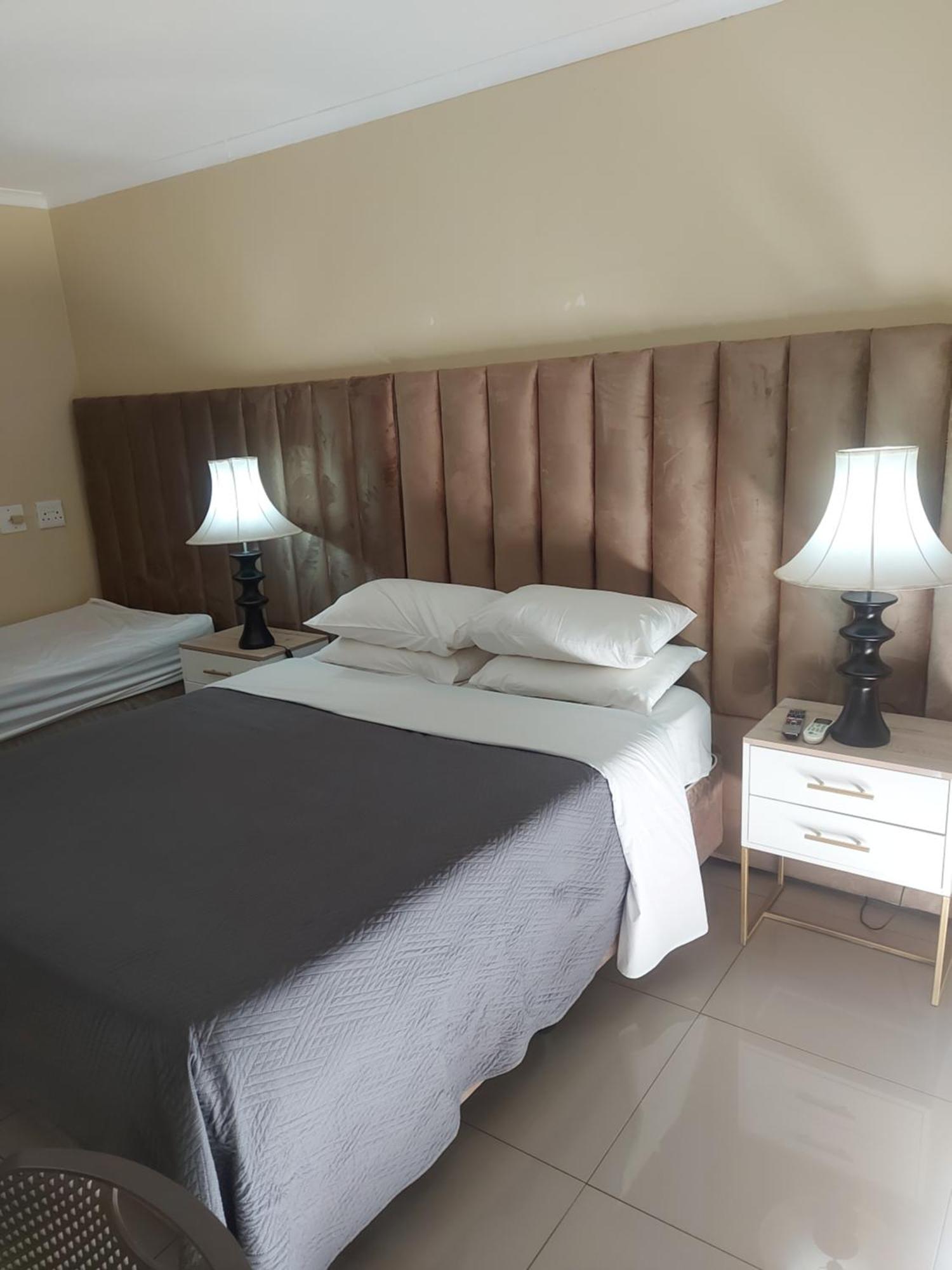 Purple Olive Guest House Pretoria-Noord Eksteriør billede