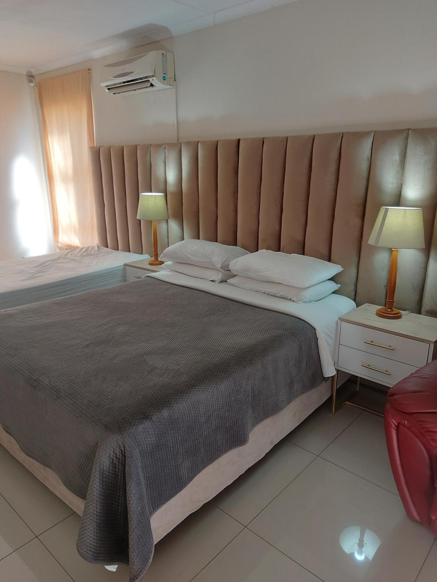 Purple Olive Guest House Pretoria-Noord Eksteriør billede